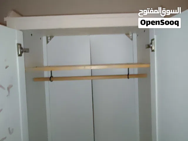 دولاب ايكيا مستعمل خفيف