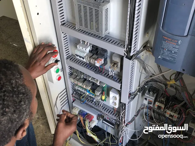صيانة وتركيب المصاعد