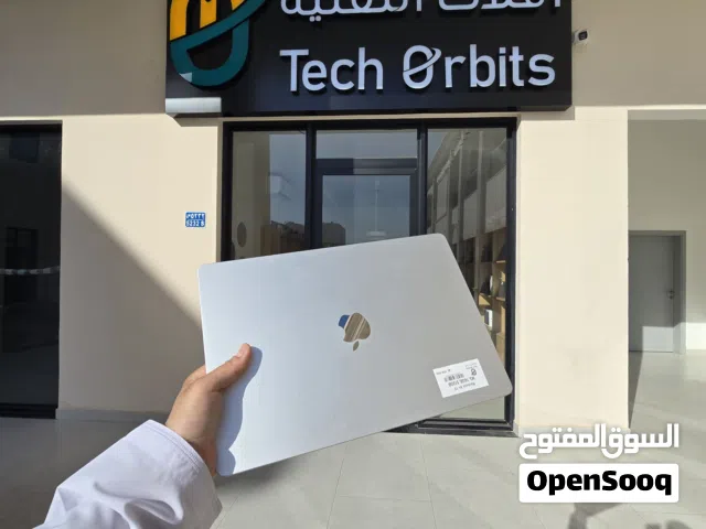 Like New MacBook Air M3 15-inch 16GB RAM 512GB SSD
