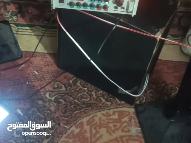 مسرح منزلي البيع بسعر مغري جدا الجهاز معو هوفر ومعو أربع سمعات صوت دوشه كامل الجهاز
