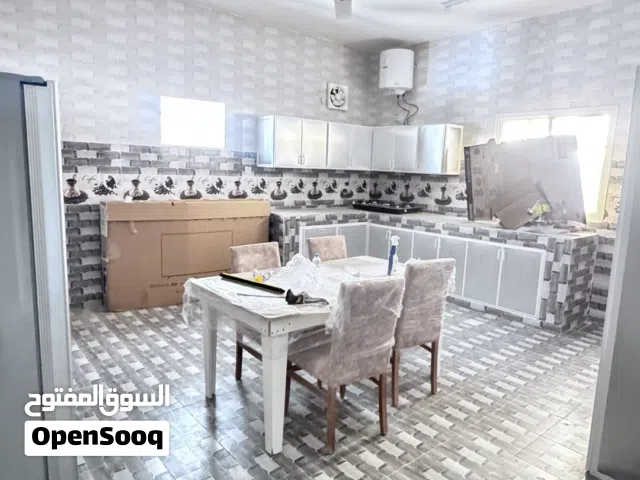 بيت جديد ف حي الامجاد قريب شرع