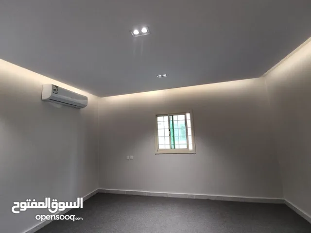 150 m2 1 Bedroom Apartments for Rent in Al Riyadh Al Yarmuk