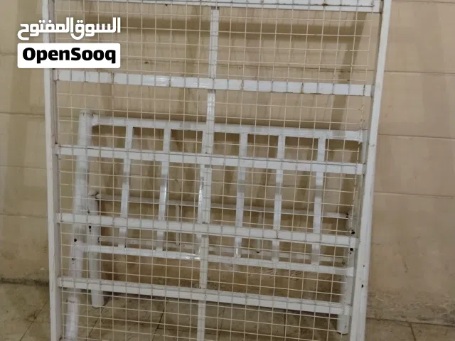 سرير وسط مستعمل الفروانية حاله كويسه