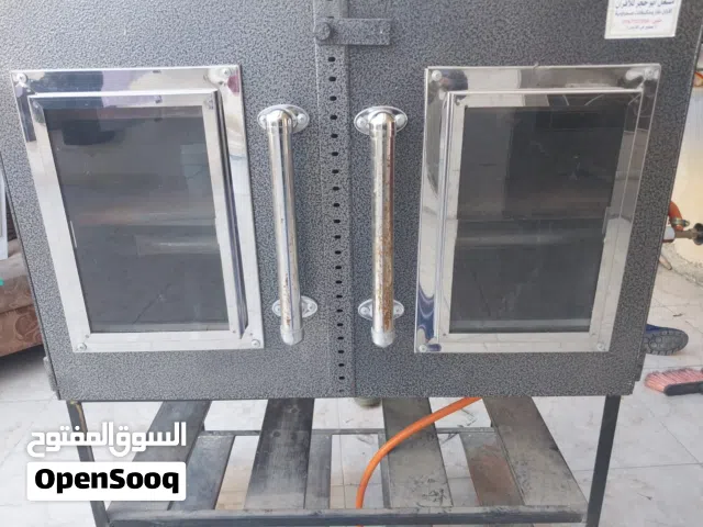 فرن غاز للبيع بحالة جيدة جيداً