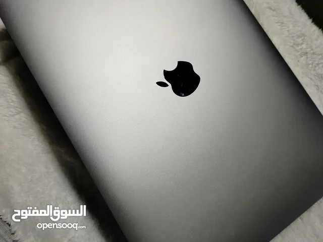 للبيع – MacBook Pro 2020 (13 إنش) حالة ممتازة زي الجديد بالظبط (مفيهوش خدوش). كسر زيرو