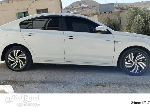 Used Volkswagen Bora in Mafraq