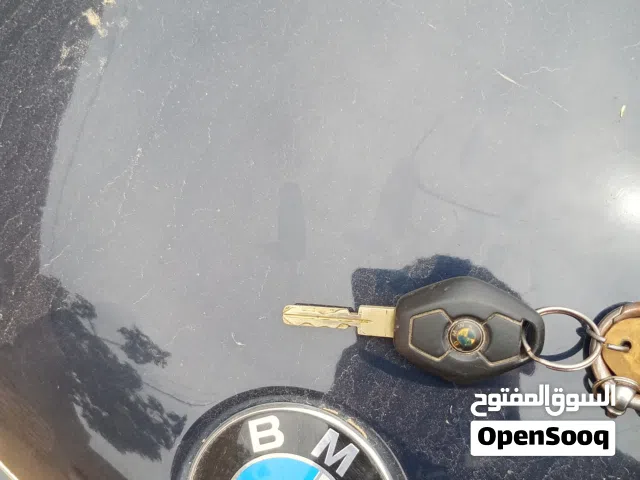 2000 بي ام دبليو الفئة 5 528