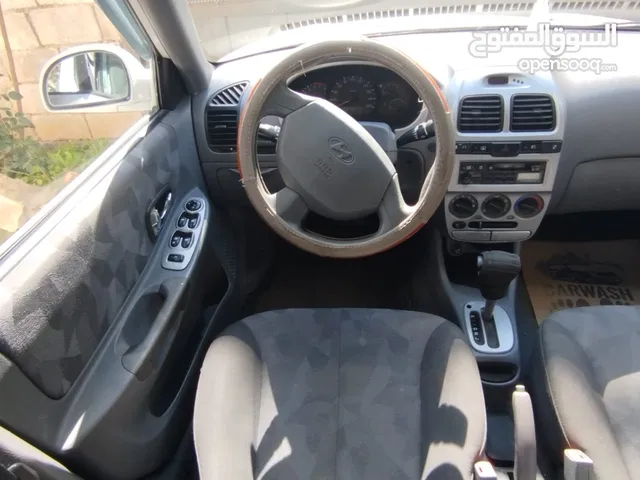 هيونداي فيرنا 2002