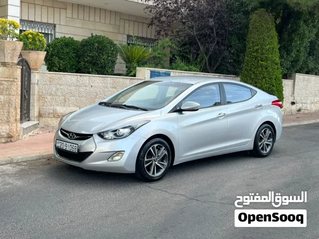 2012 Hyundai Avante SE