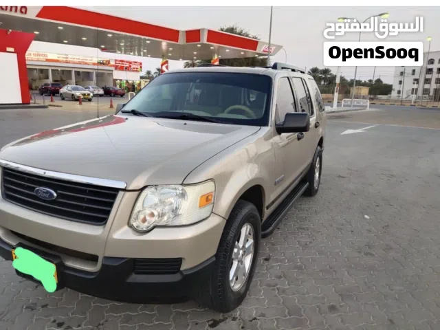 2006 فورد اكسبلورر Standard
