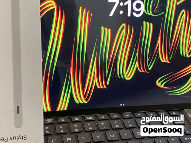 سعر ممتاز  Ipad 7 مع جميع الملحقات الاساسية (الوصف مهم)