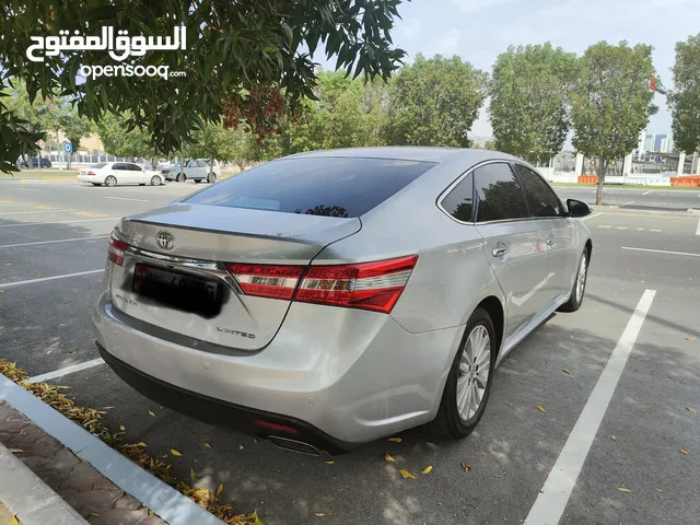 Toyota Avalon 2014 in Abu Dhabi