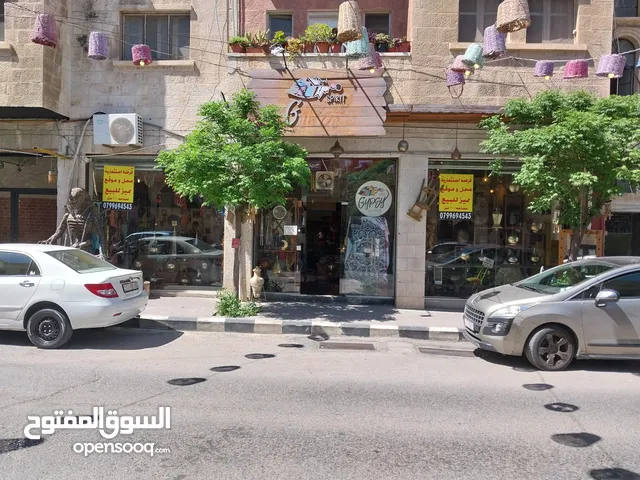 85 m2 Showrooms for Sale in Amman Jabal Amman