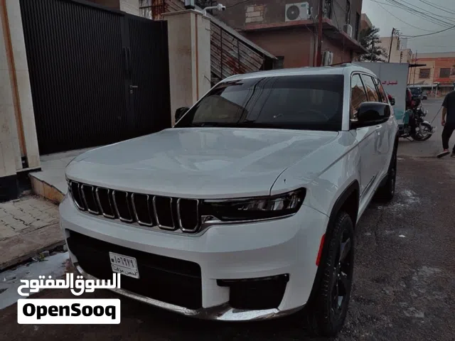 2024 جيب جراند شيروكى L Limited 4X2