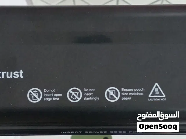 جهاز تغليف حراري صغير الحجم لورق A4 استعمال خفيف جدا بحاله الجديد