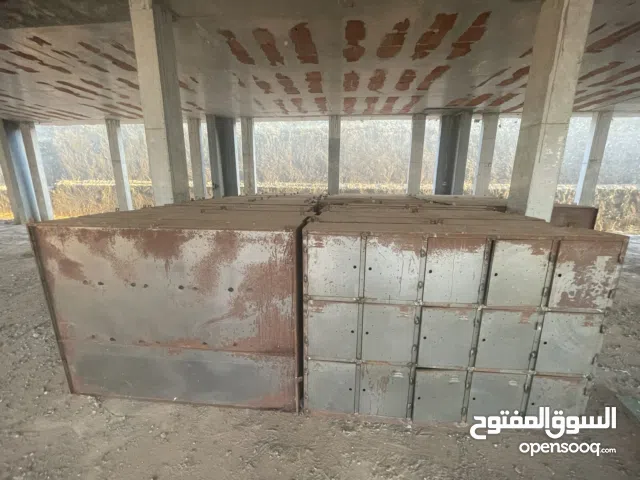 سلام عليكم ورحمة الله وبركاته قطع دواليب مدرسية للبيع جملة او قطاعي وبسعر مفيش منه ف السوق