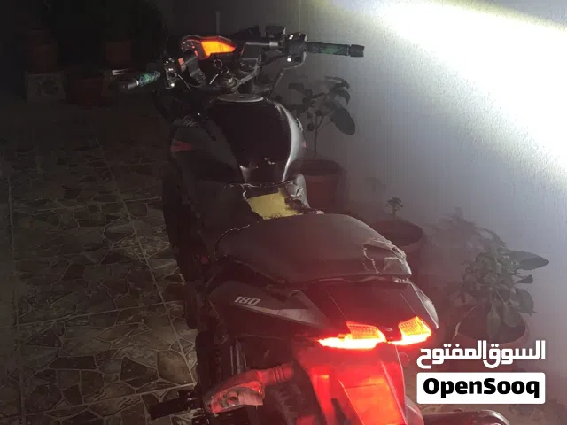 دباب باجاج بولسر مستعمل موديل 2021 بمحرك 180سي سي للبيع