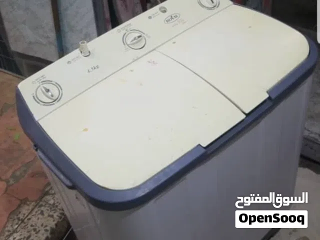 غساله رويال مستعمل نظيف وكاله 4 كيلو ونص الحجم حقها 7 كيلو حاجه ممتازه نظيف على الشرط محركات وكاله