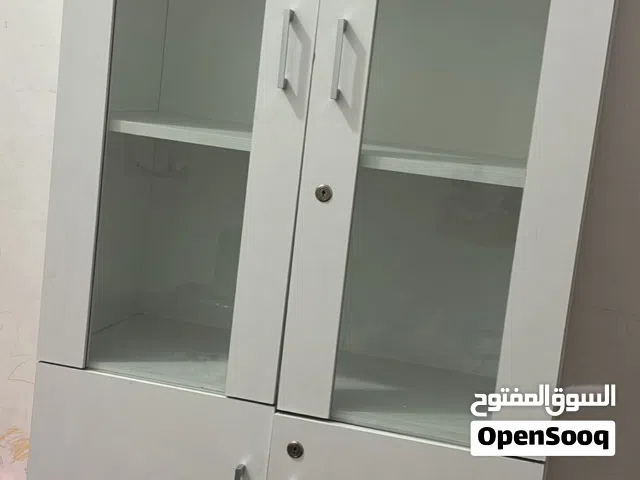 مكتبة من ايكيا بحالة ممتازة