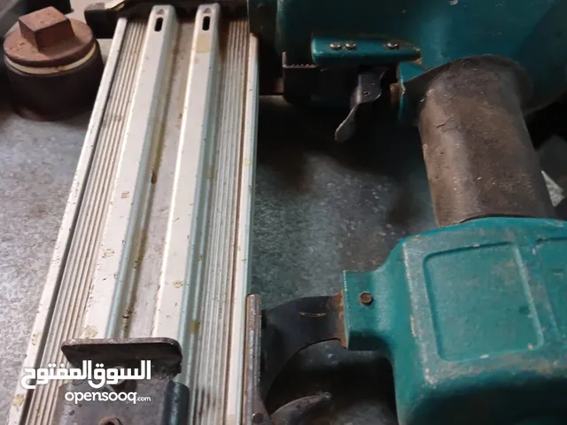 محددة مجهزة بالكامل بموقع مميز