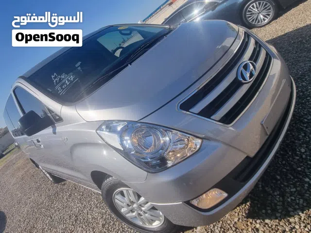 هواندي H1 موديل 2018 محرك 24بنزينه تجارية. جمرك رساله مفتوحه