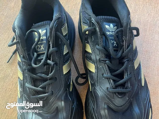 40 Sport Shoes in Amman