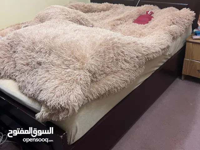 سرير كينج سايز