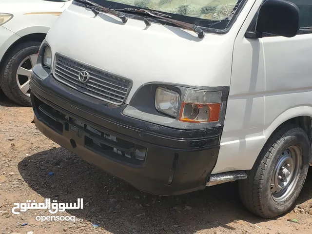 Used Toyota Hiace in Aden