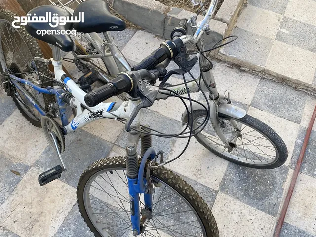 دراجتين هوائيتين كوري الصنع بحالة جيدة للبيع