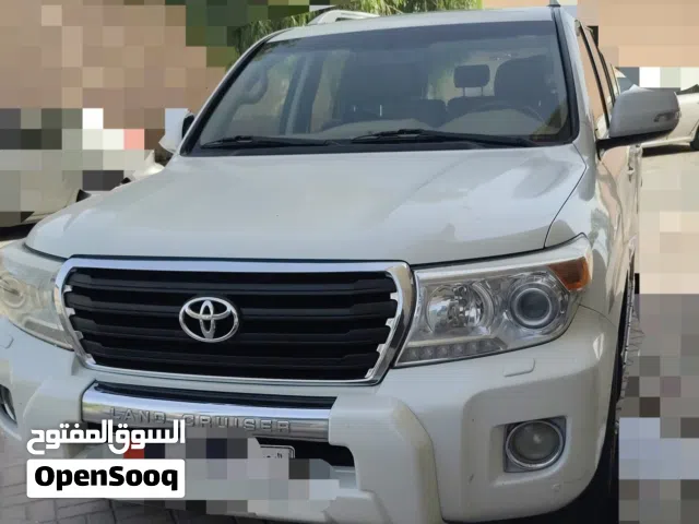toyota land cruiser   2012 model  passing  may 2027