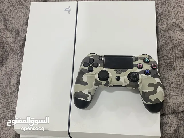 سوني 4 بلون الابيض النادر للبيع معى سكان و 5 شرايط ب 500