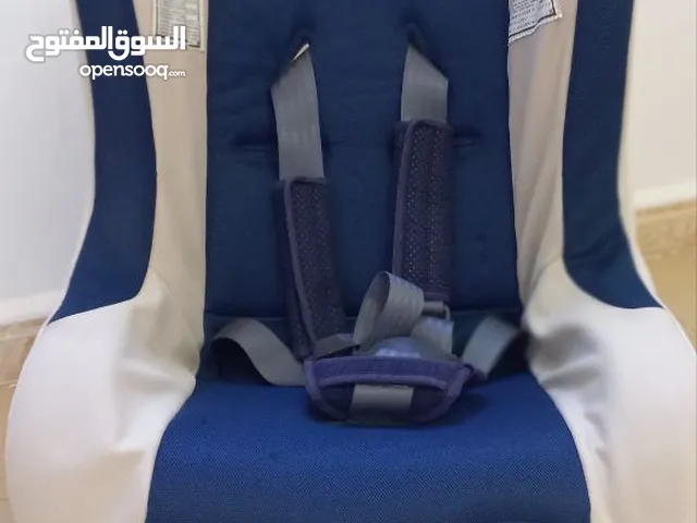 كرسي اطفال خاص بالسيارة..