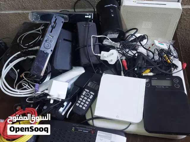 مجموعة إلكترونيات للبيع في ابو ظبي