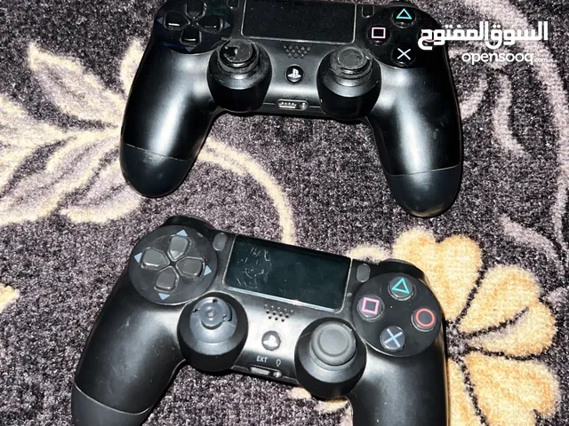 Controllers good condition u can check them both are 100 together