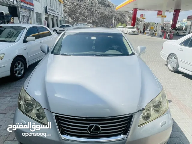 Used Lexus ES in Al Dakhiliya