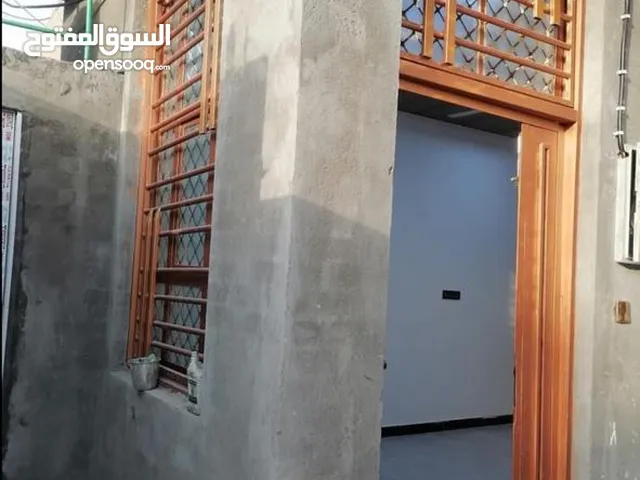 100m2 1 Bedroom Villa for Sale in Basra Qibla