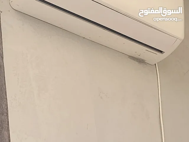 مكيف ISKA إنفرتر - تبريد وتدفئة - مستعمل بحالة ممتازة