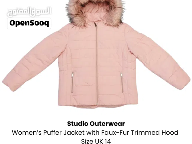 Studio Outerwear Women’s Puffer Jacket with Faux-Fur Trimmed Hood