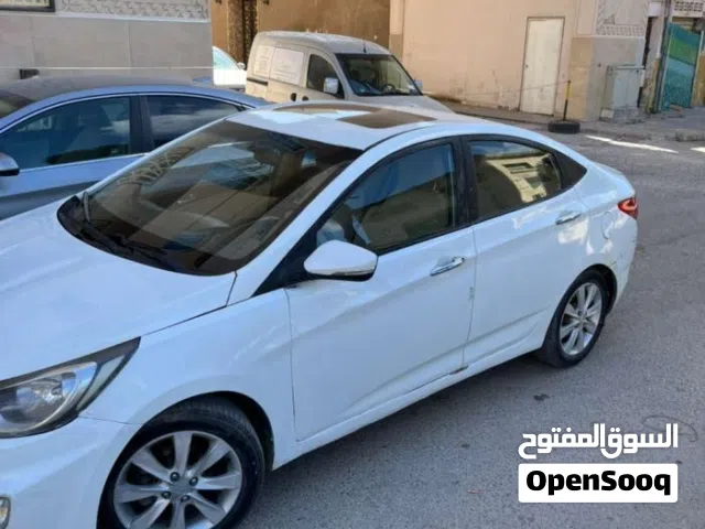 هونداي اكسنت 2012 للبيع