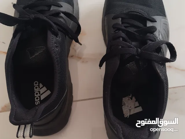 حذاء رياضي مرييييح فخم