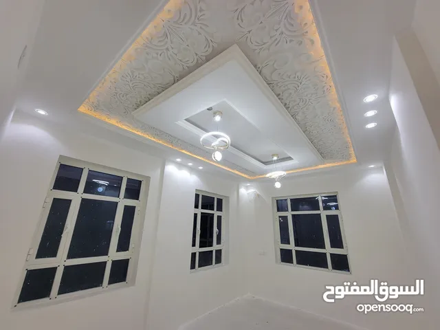 5+ floors Building for Sale in Sana'a Hayel St.