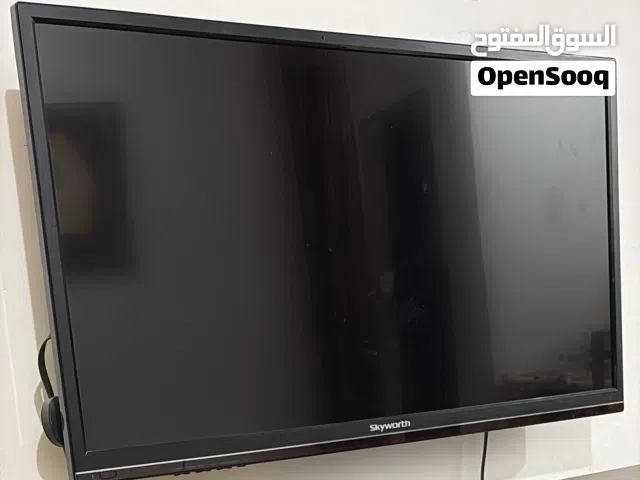 Skyworth TV 32” with Remote Control & Chromecast - KD 20