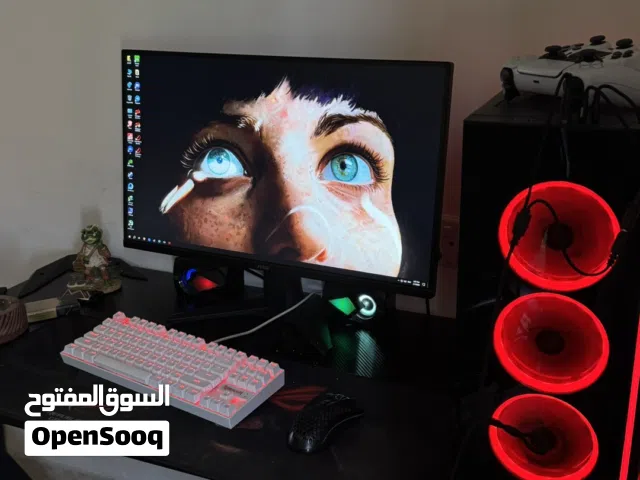 ميز كيمنك RGB للبيع بحالة جيده