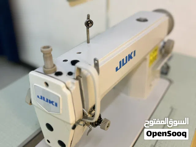 للبيع: ماكينة خياطة صناعية JUKI موديل 5550