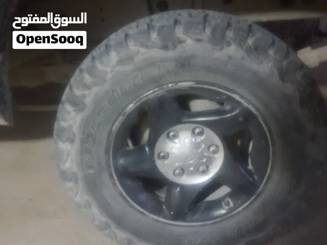 ديسكولت تويوتا تندرا ستة ضادو 16 اصليات ونظاف الديسكو اكحل والمخطة فضية جديدة اربعة ديسكو