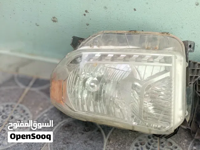 فنارات تيوتا تندرا الدار اصليات