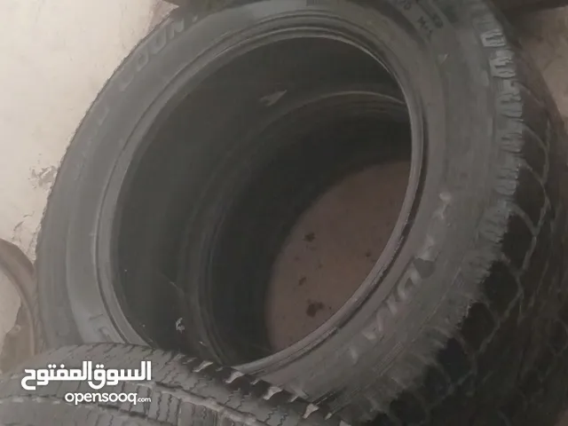 كوشوك 275\60 R20 مستعمل نظيف للبيع