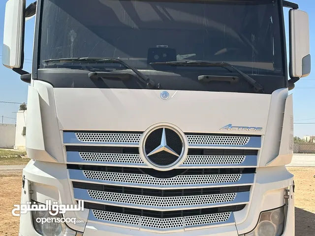 براد مرسيدس mp4 2017 للبيع