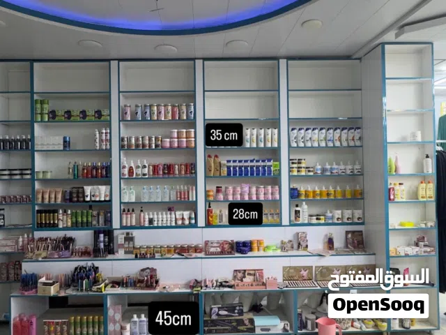 ديكور معرض مكياج