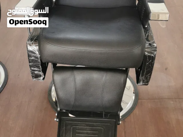 كرسي حلاقة رجالي ونسائي وبيع كل مستلزمات الصالونات